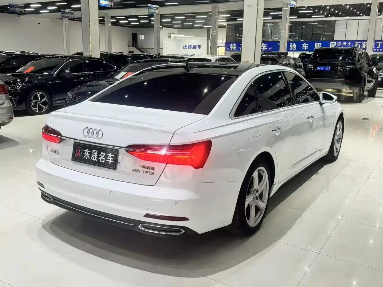 Photo 9 - Audi A6L