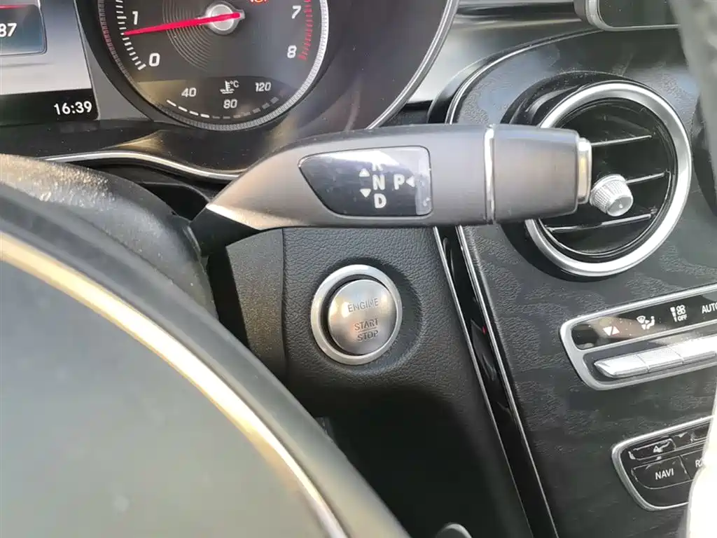 Mercedes-Benz C-Class 2017 Facelift C 200 L Sport Edition фото 14