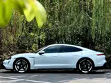 صورة 3 - Porsche Taycan