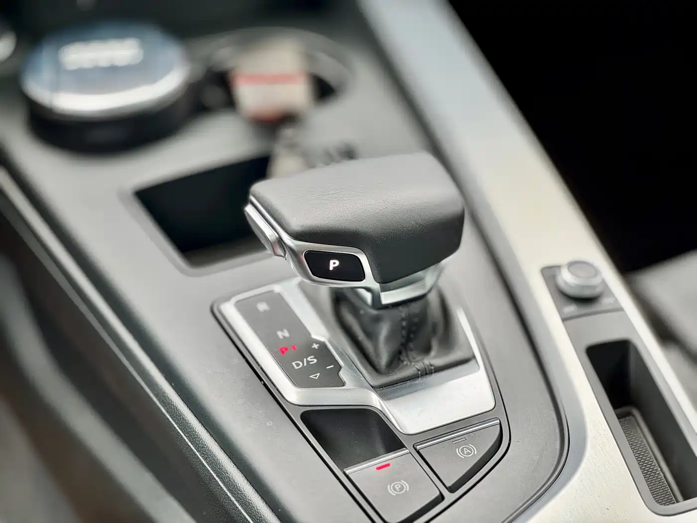 Audi A4L 2020 40 TFSI Fashion Dynamic Edition фото 24