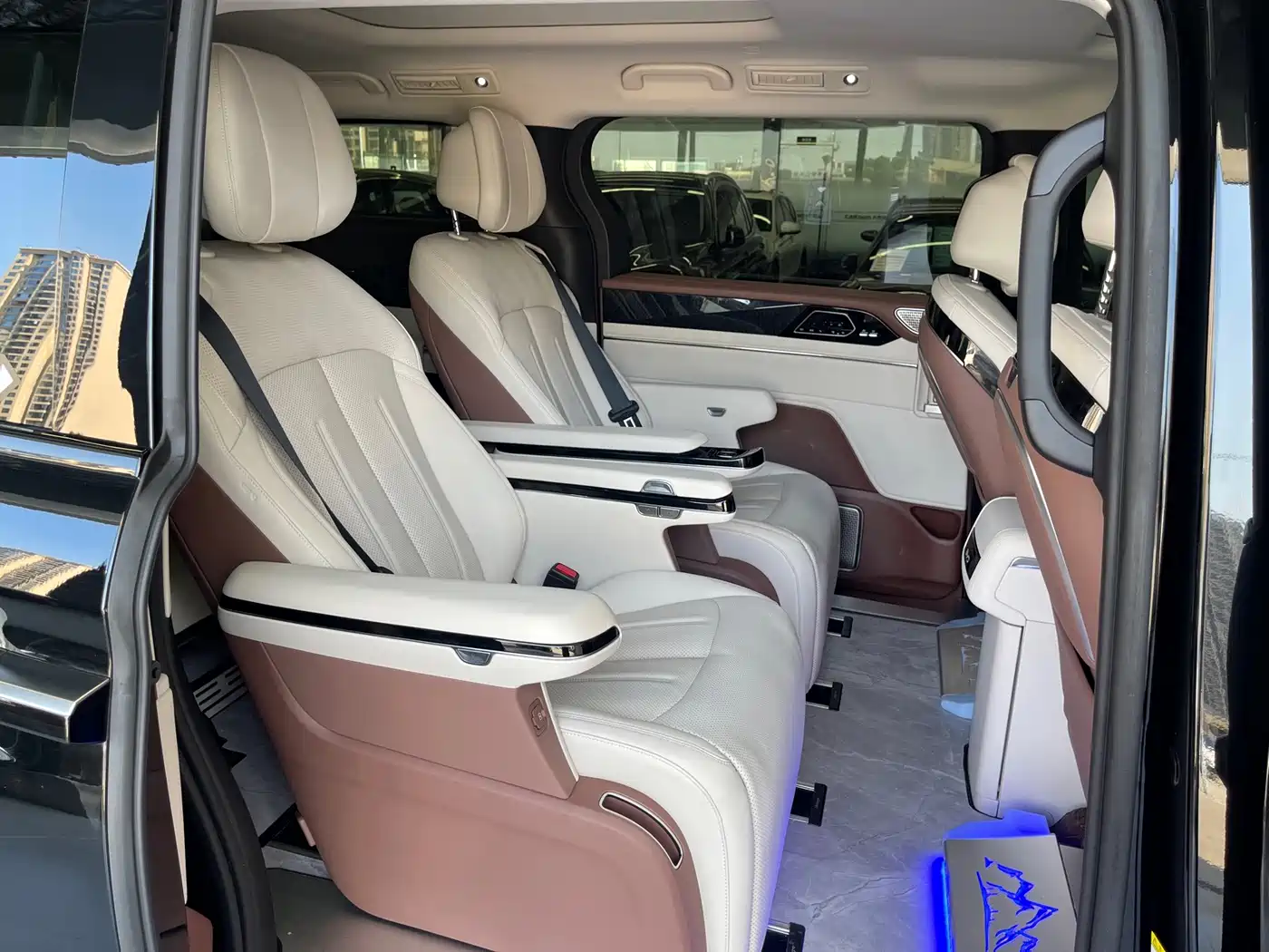 BYD Xia 2025 2025 DM-i 1.5T 180km Surpass Edition