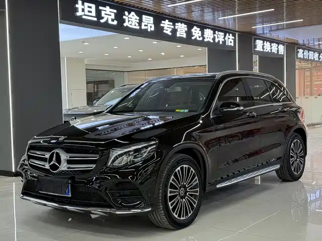 MERCEDES-BENZ GLC