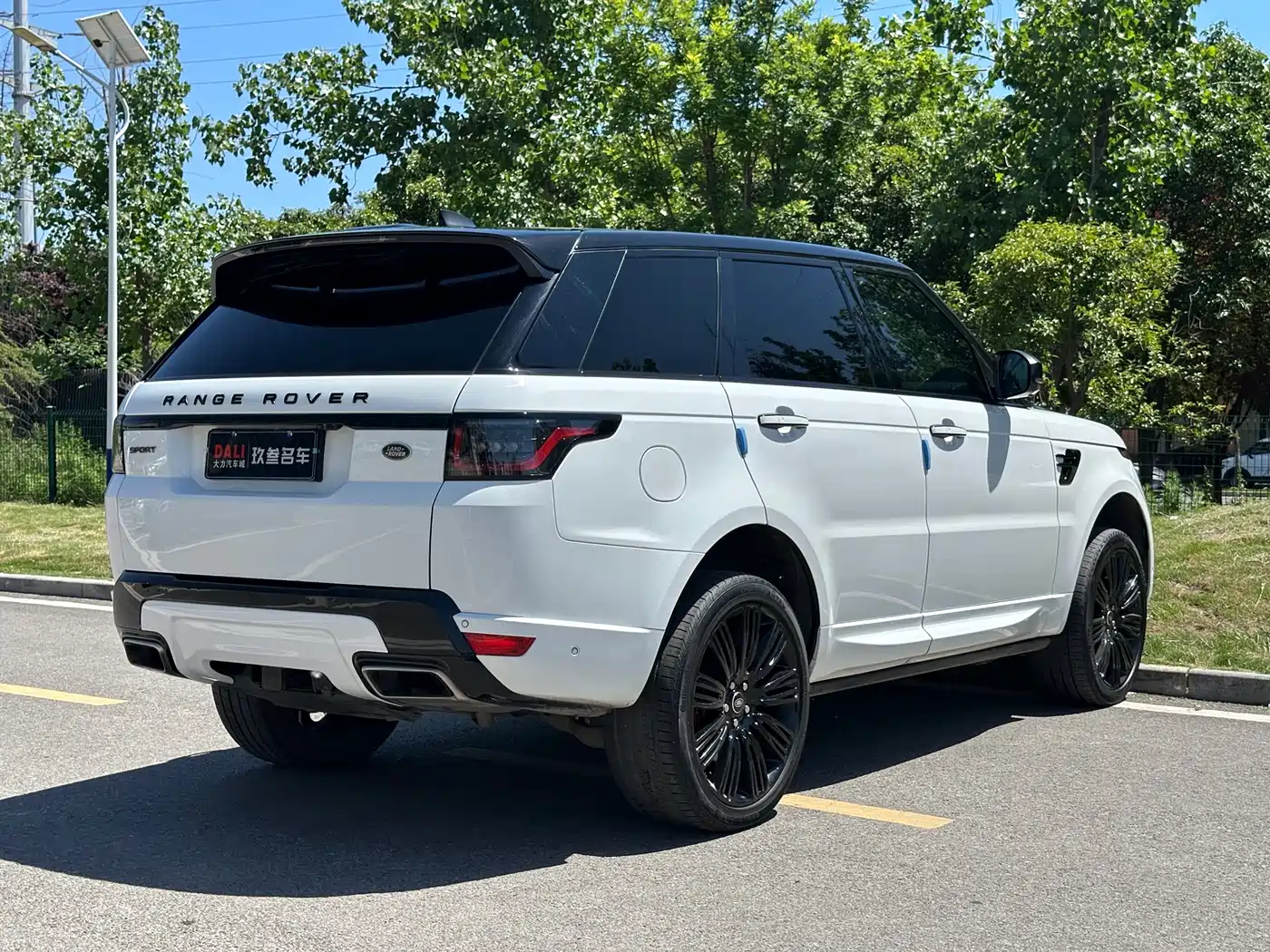 Land Rover Range Rover Sport 2018 3.0 SC V6 Fashion Genesis DYNAMIC фото 6