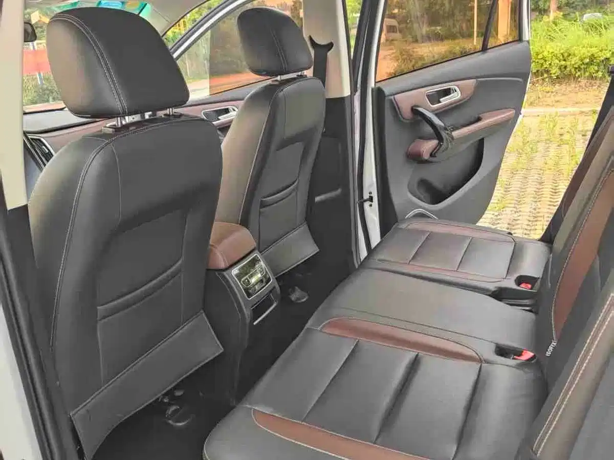SWM Motor SWM X7 2017 2017 1.5T Automatic Smart Enjoy 7-seater