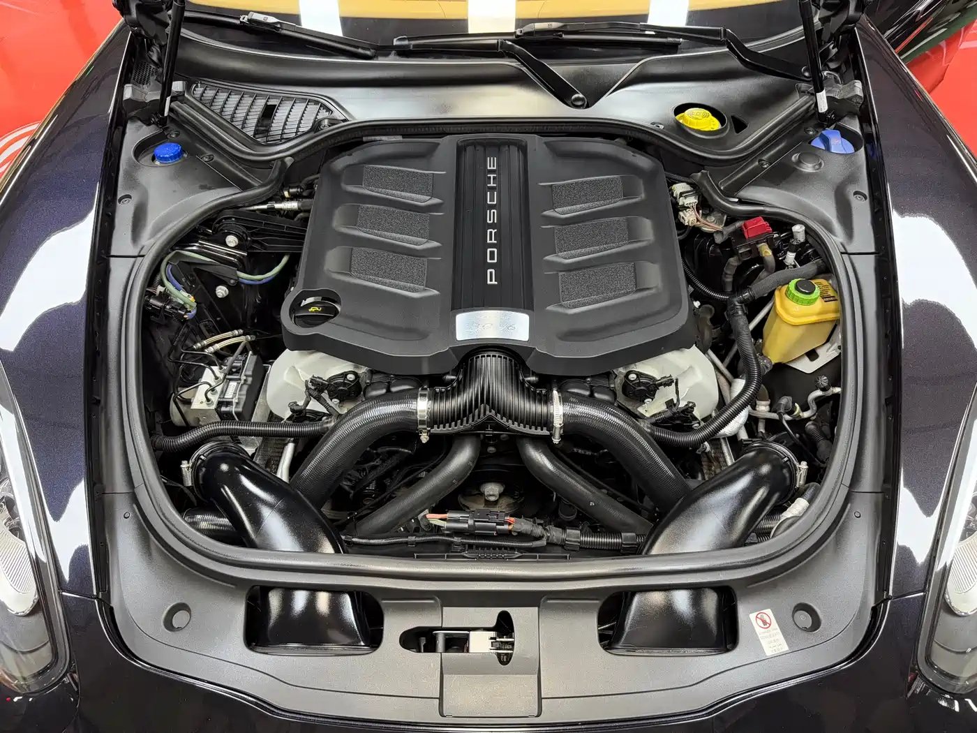 Porsche Panamera 2014 Panamera 4 3.0T фото 12