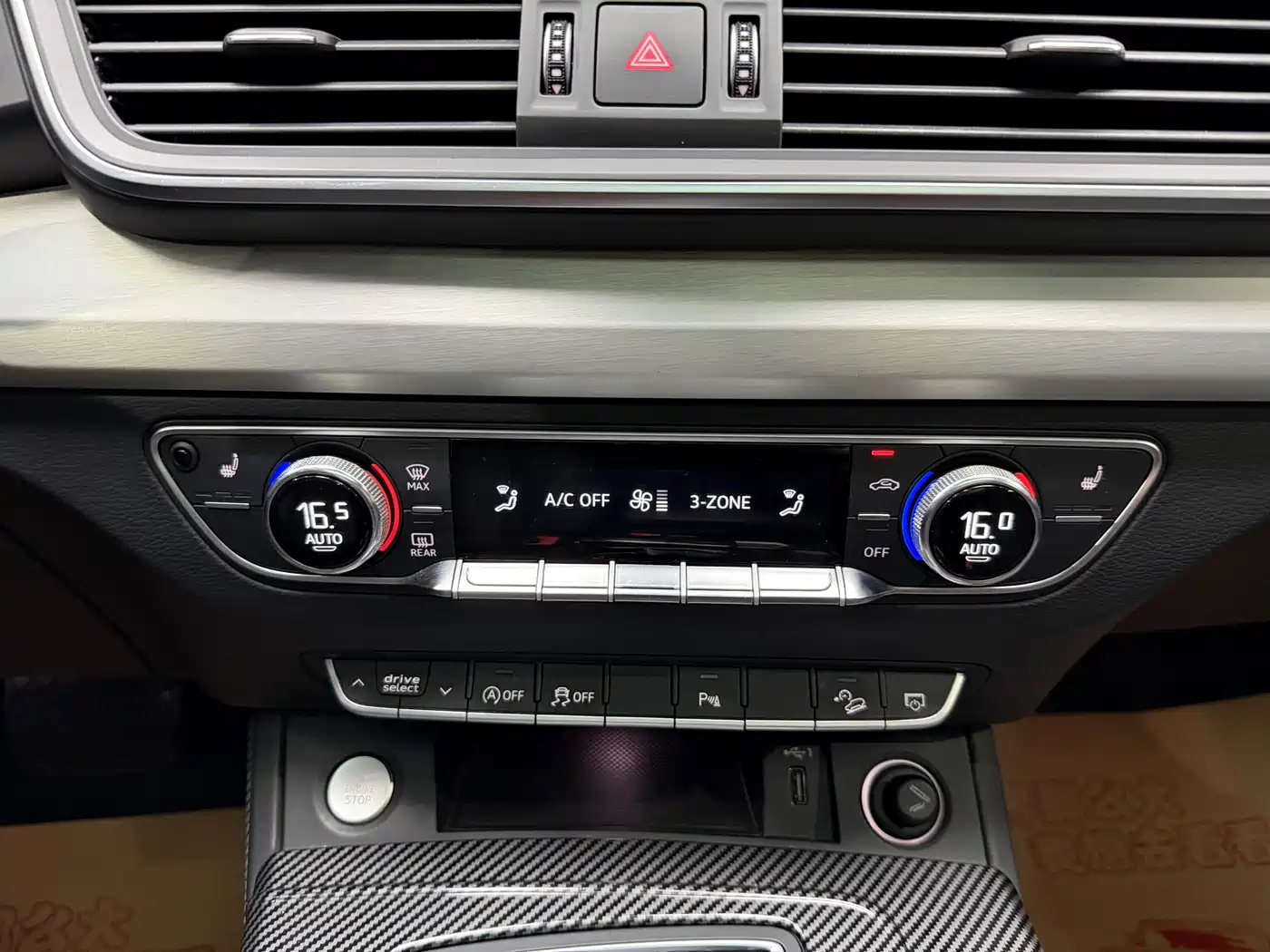 Audi Q5L 2020 Facelift 40 TFSI Honor Fashion фото 19