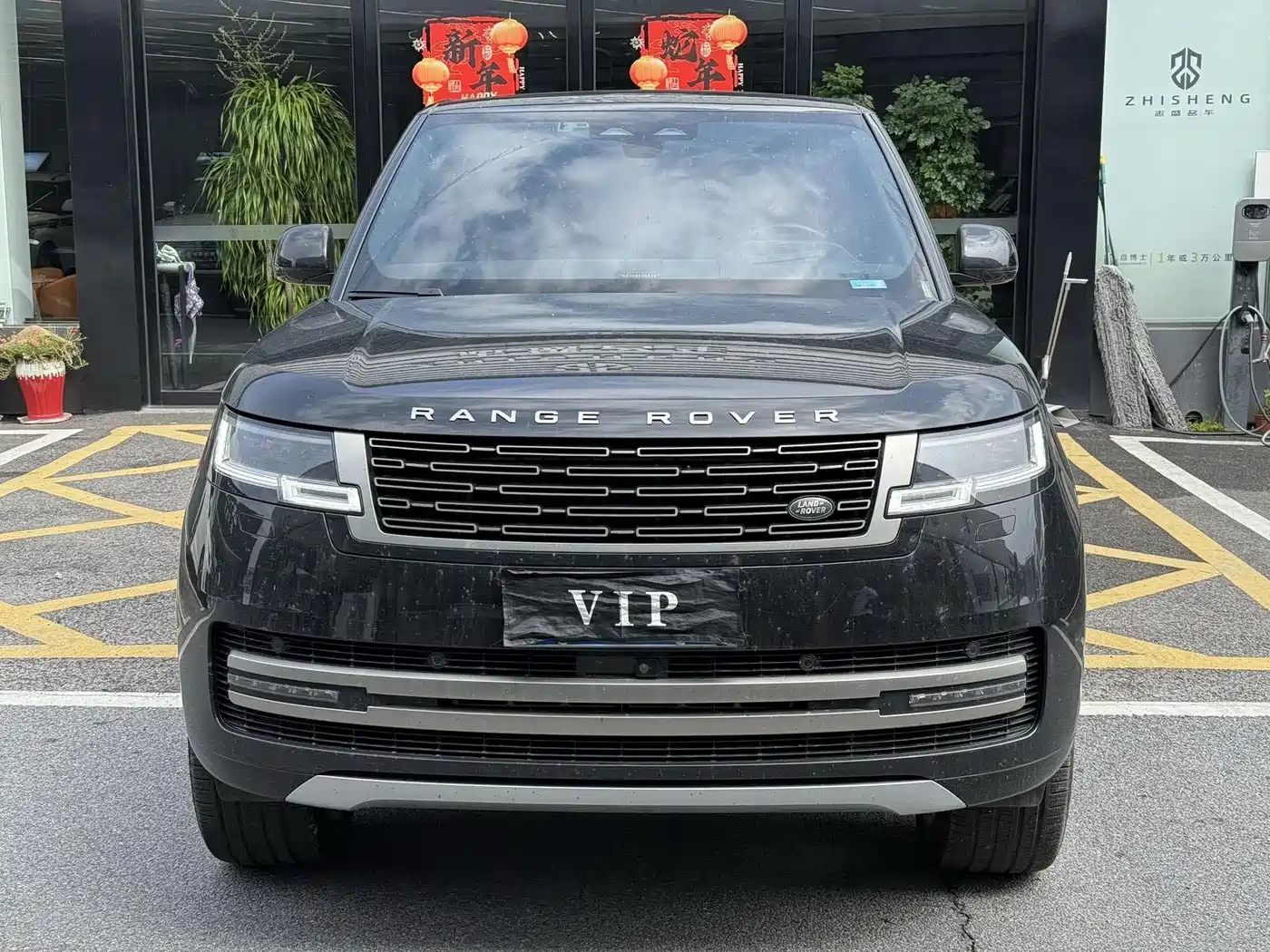 Land Rover Range Rover 2023 Facelift 3.0 L6 400PS Prosperity Extended Version фото 3
