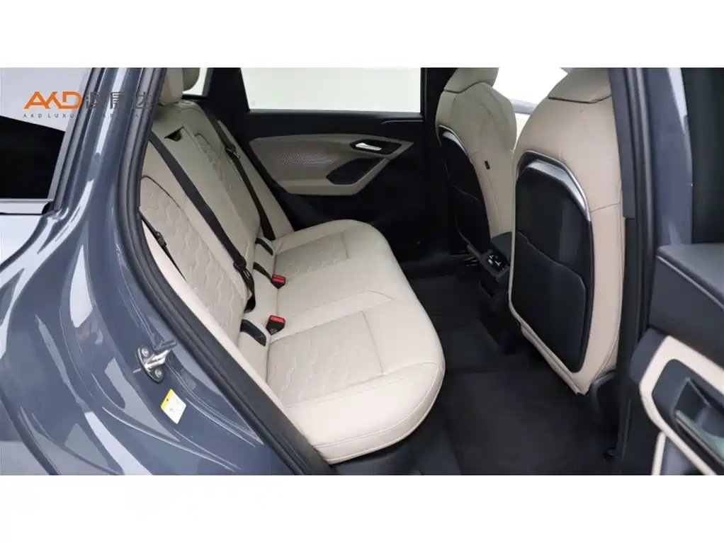 Audi Q6L e-tron 2025 Model Pioneer Edition фото 8