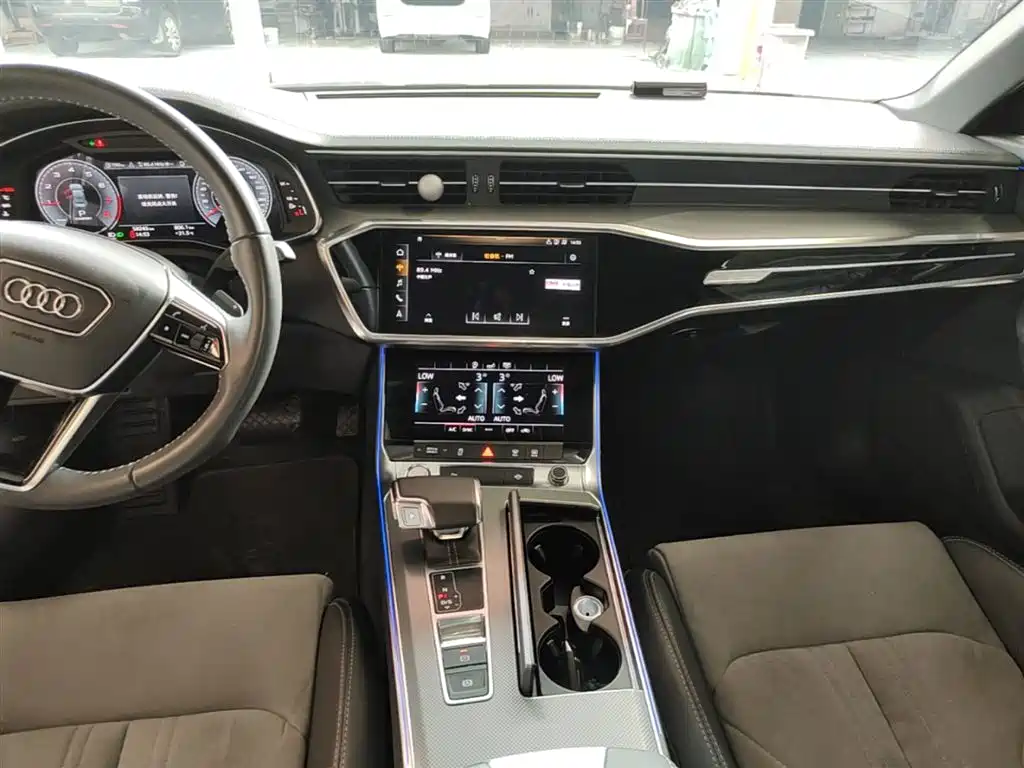 Audi A6L 2020 45 TFSI Premium Dynamic фото 13
