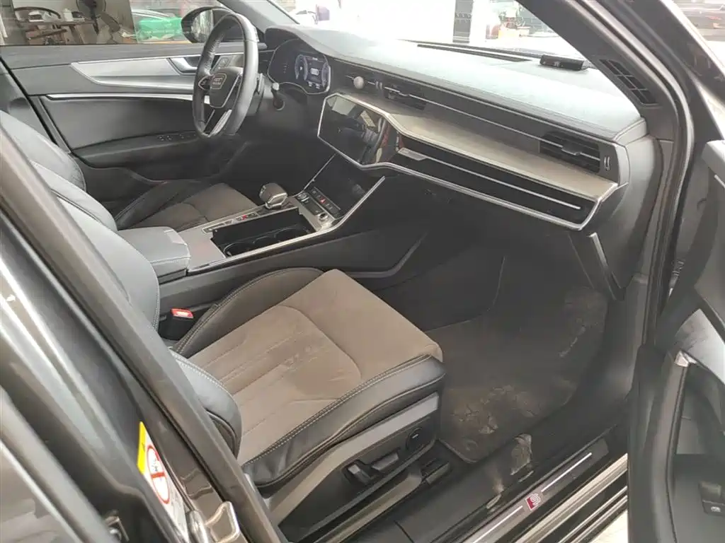 Audi A6L 2020 45 TFSI Premium Dynamic фото 25