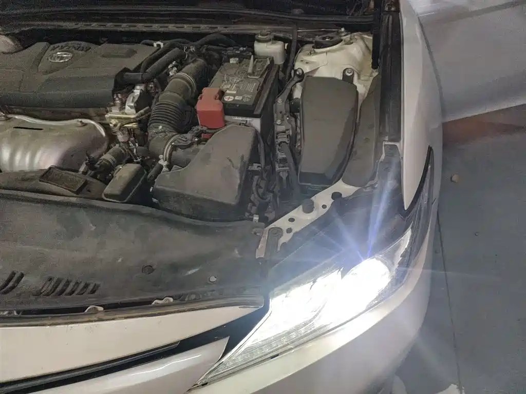 Toyota Camry 2018 2.0G Luxury Edition фото 22