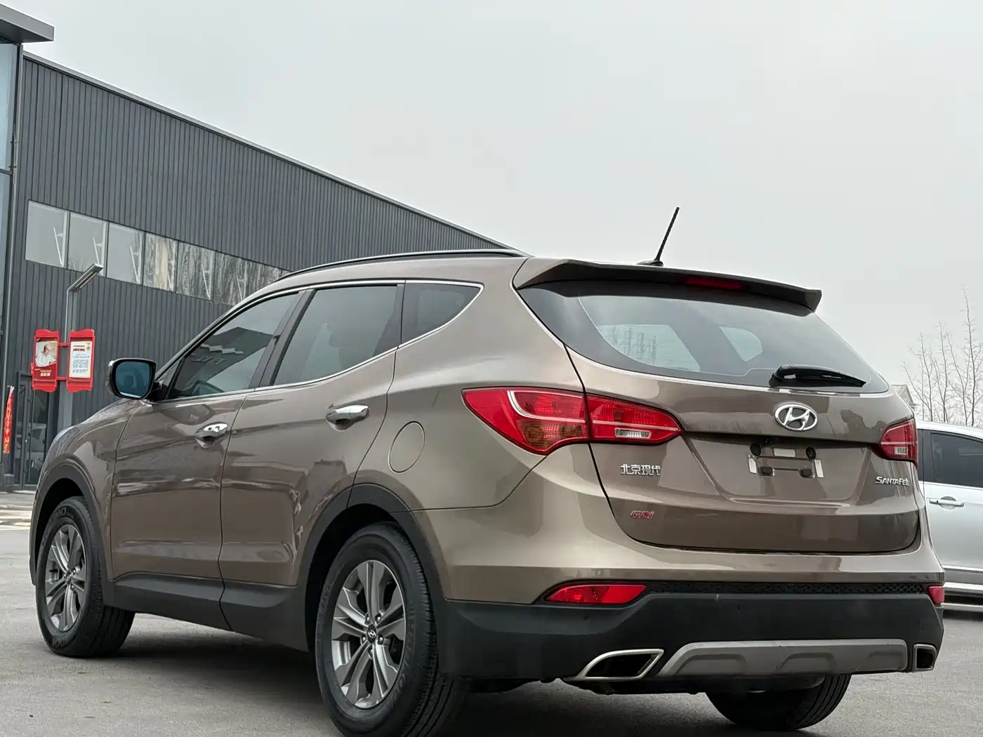 Hyundai Santa Fe 2015 2.4L Automatic 2WD Smart 5-seater фото 7