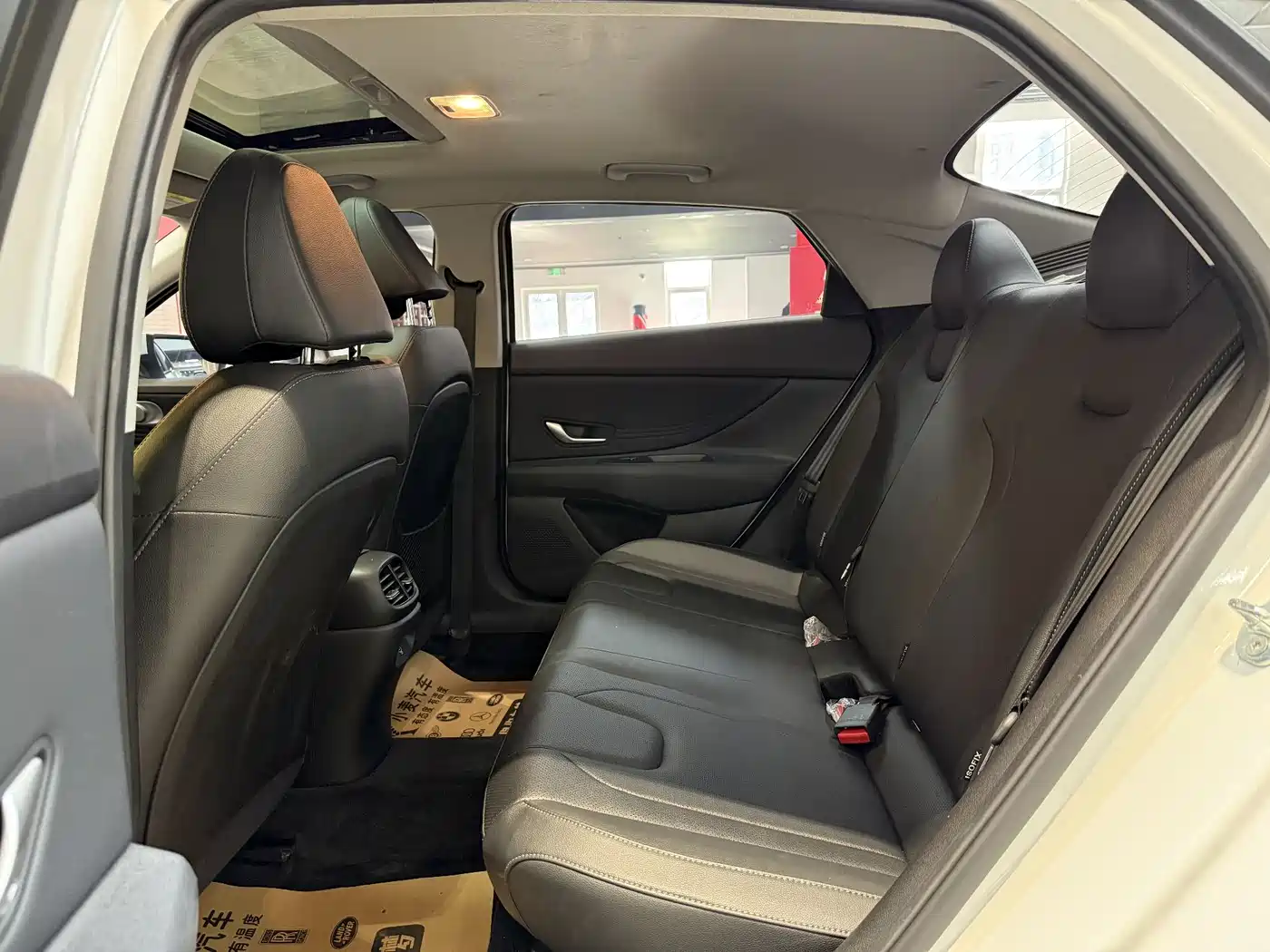 Hyundai Elantra 2022 1.5L CVT GLX Elite Edition фото 13