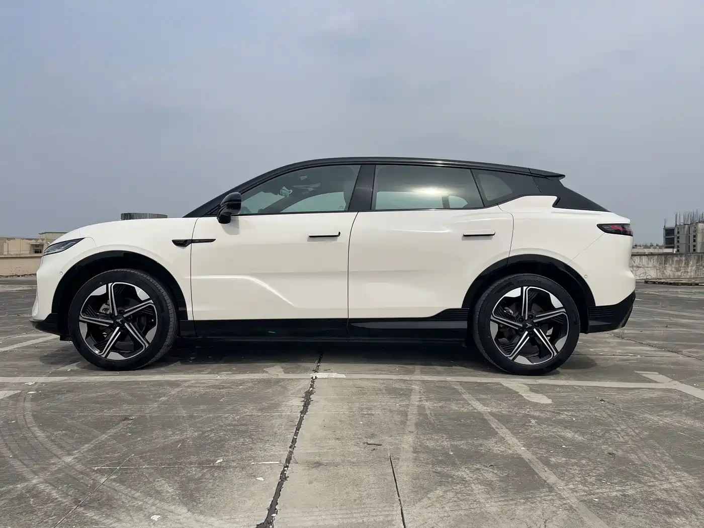 Voyah Auto Voyah Zhiyin 2024 Long Range Super Charging Edition фото 6