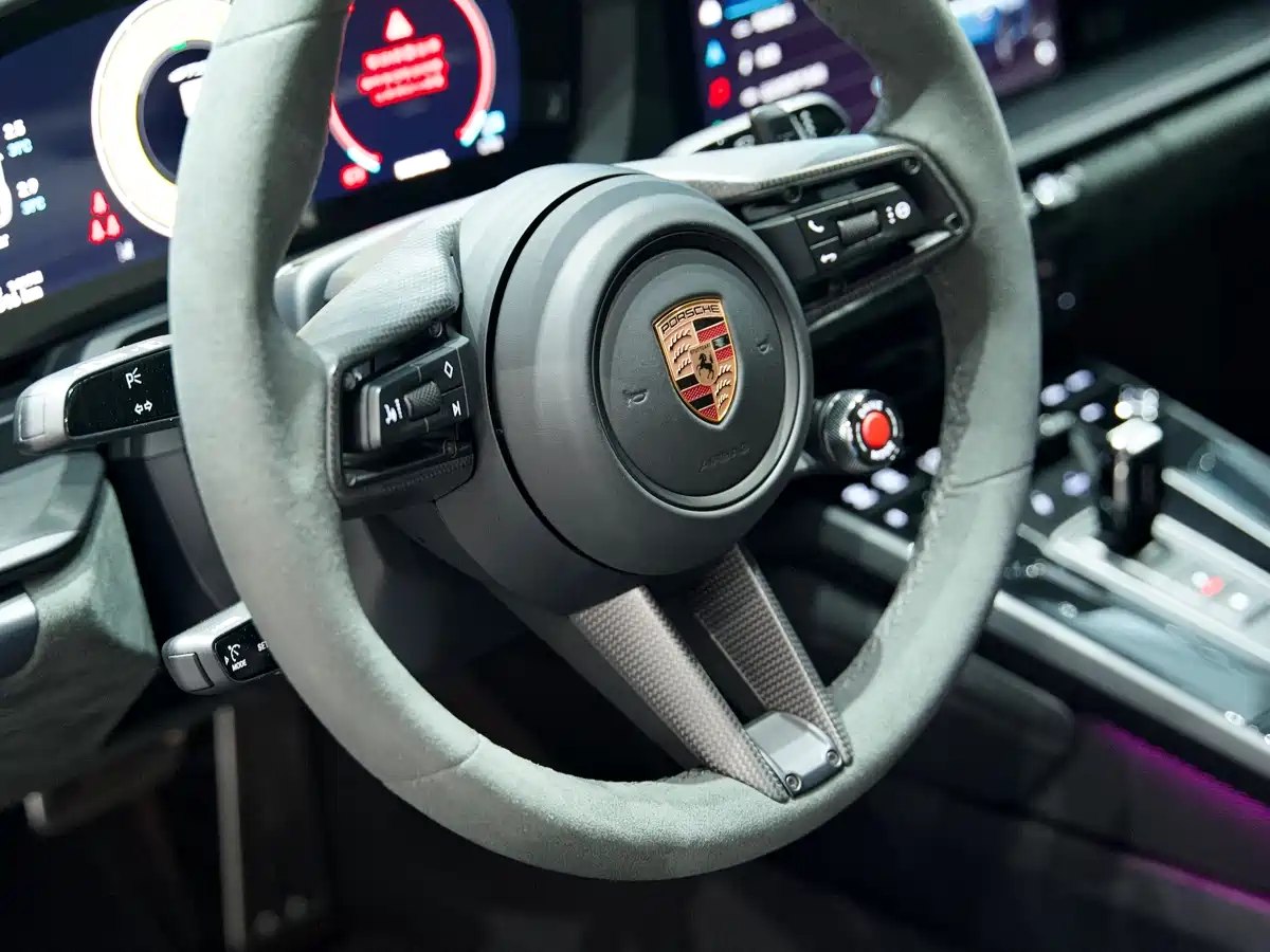 Porsche 911 2026 Carrera GTS 3.6T фото 20