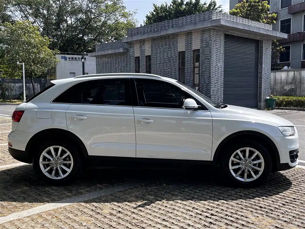 Audi Q3 2015 35 TFSI Progressive фото 8