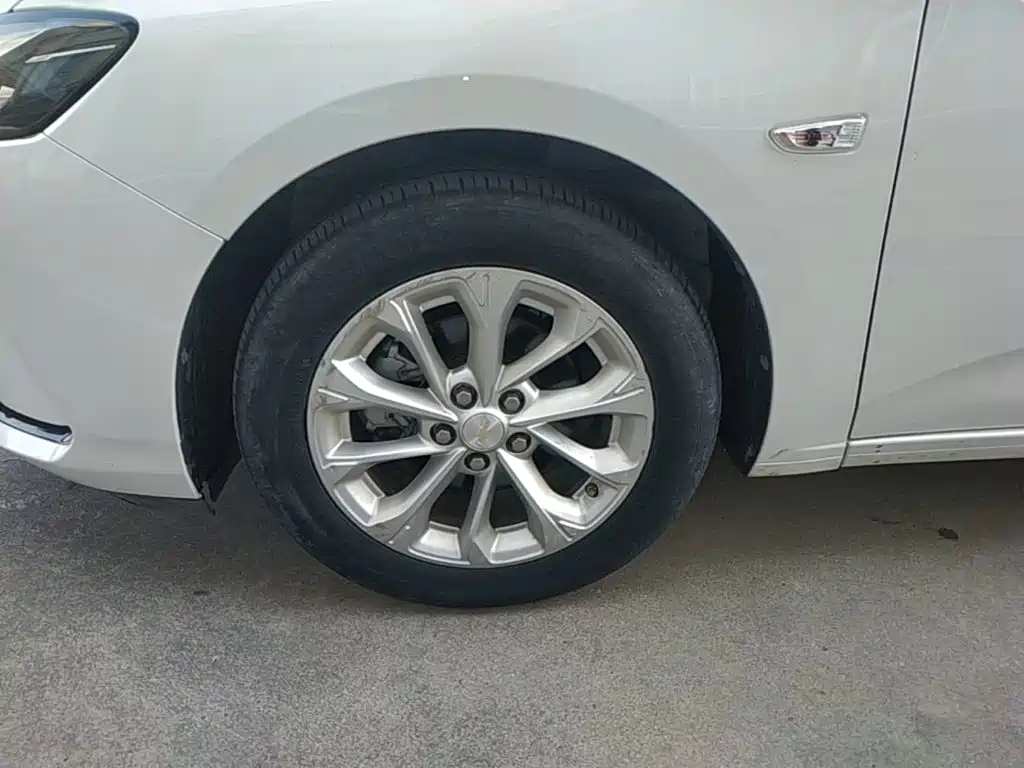 Chevrolet Monza 2024 2024 1.5L Dual-Clutch Enjoyment Edition