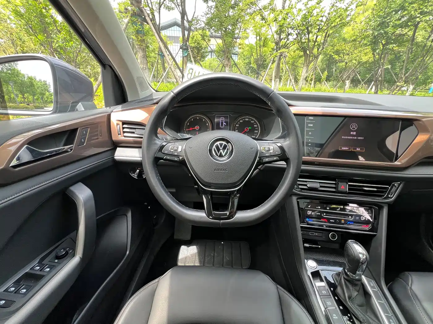 Volkswagen Tharu 2021 Model 280TSI 2WD Luxury Edition фото 13