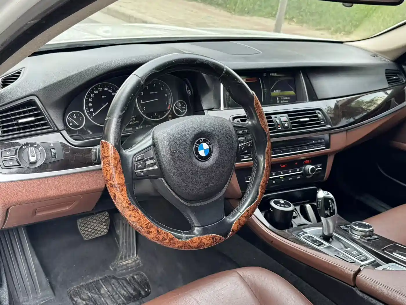 BMW 5 Series 2014 528Li xDrive Premium фото 7