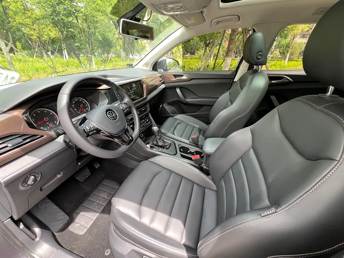 Volkswagen Tharu 2021 Model 280TSI 2WD Luxury Edition фото 7