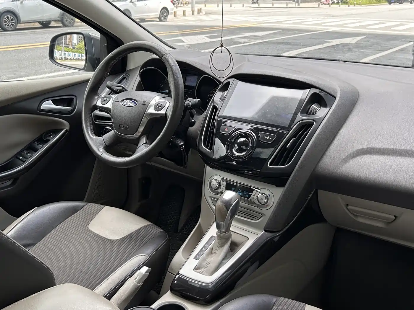 Ford Focus 2014 2012 Sedan 1.6L Automatic Comfort