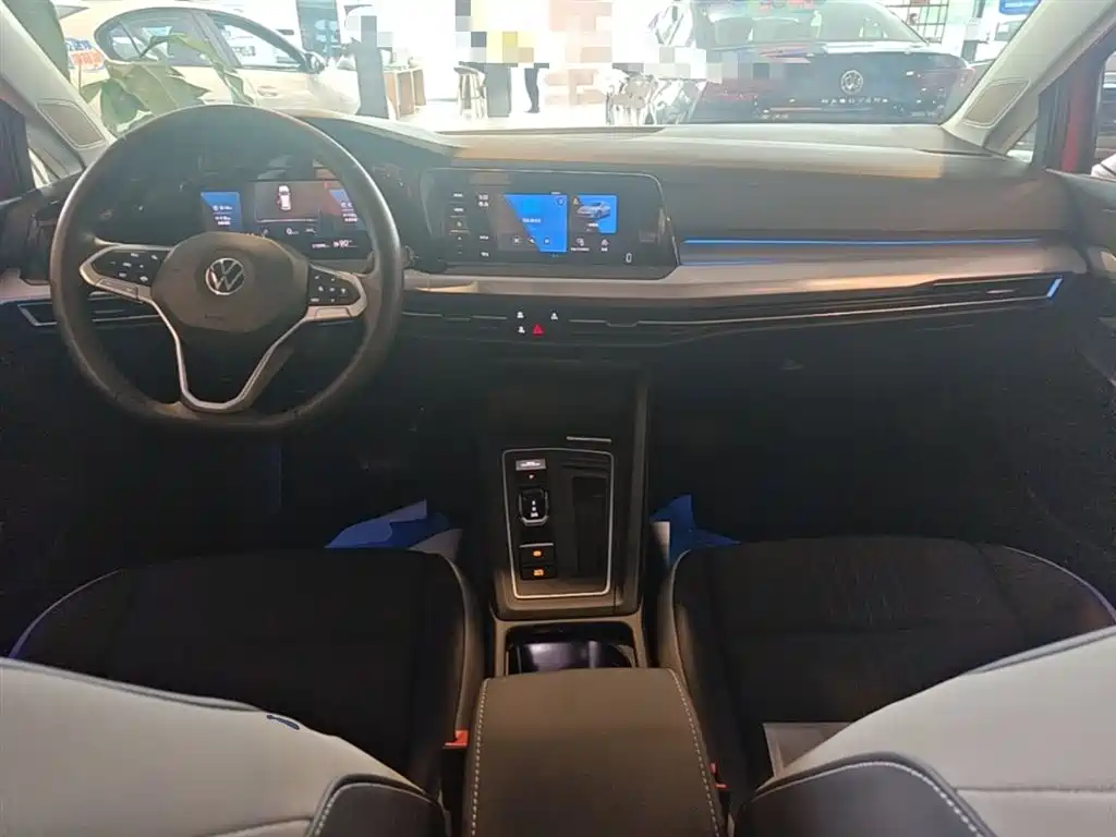 Volkswagen Golf 2023 Facelift 280TSI DSG Pro фото 10