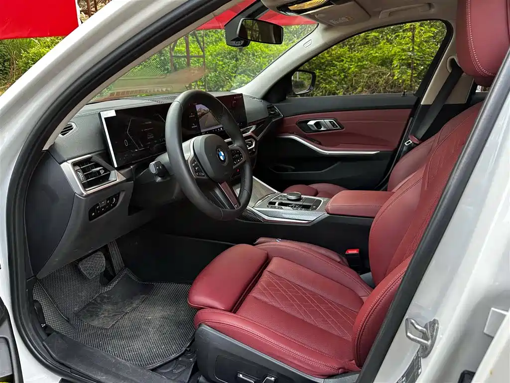 BMW 3 Series 2024 320Li M Sport Package фото 4
