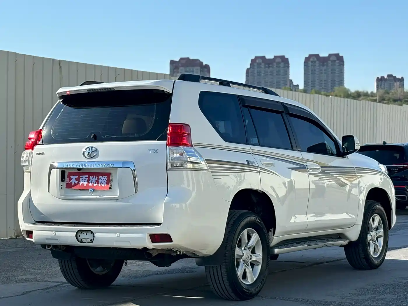Toyota Prado 2010 4.0L Automatic TX-L фото 7