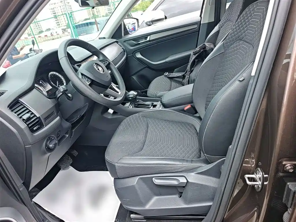 Škoda Kodiaq 2018 Facelift TSI330 5-seat 2WD Comfort Edition фото 15