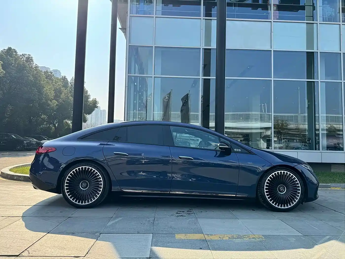 Mercedes-Benz EQS AMG 2022 AMG EQS 53 4MATIC+ фото 4