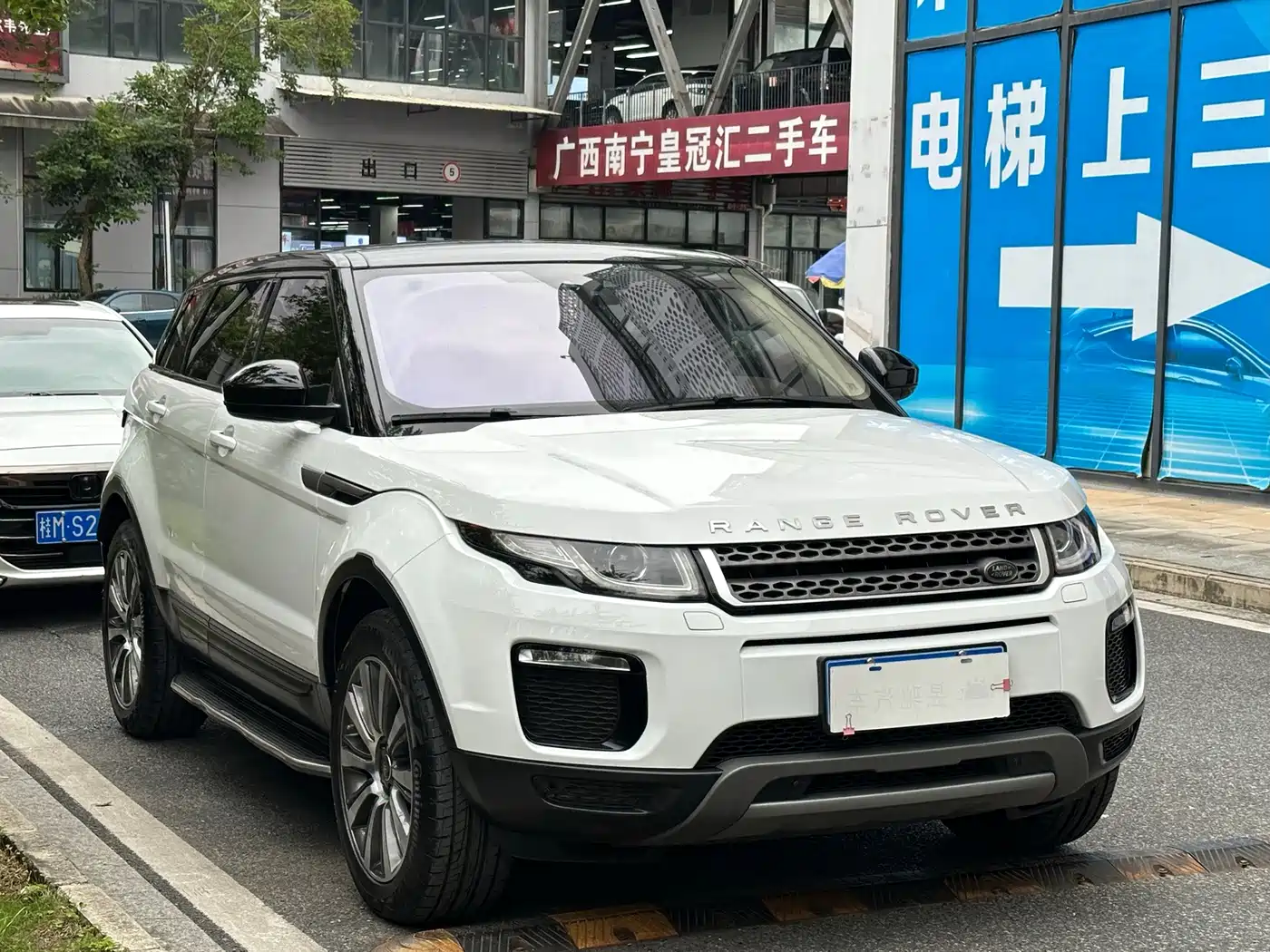 Фото 3 - Land Rover Range Rover Evoque