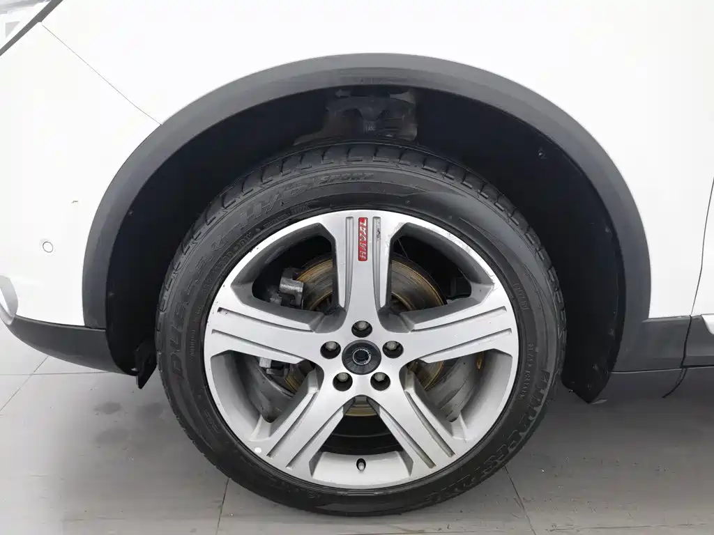 Фото 17 - Haval H7