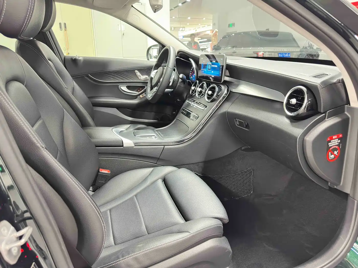 Mercedes-Benz C-Class 2020 C 200 L Fashion Sport фото 19