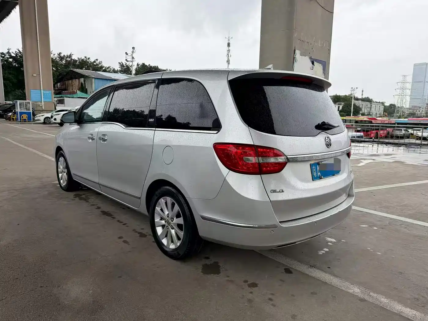 Buick GL8 2014 2.4L LT Luxury Business Executive фото 5