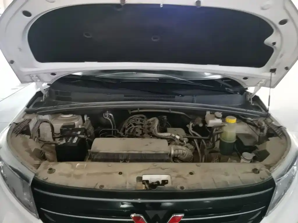 Wuling Motors Wuling Hongguang PLUS 2021 2019 1.5T Manual Comfort 7-Seater