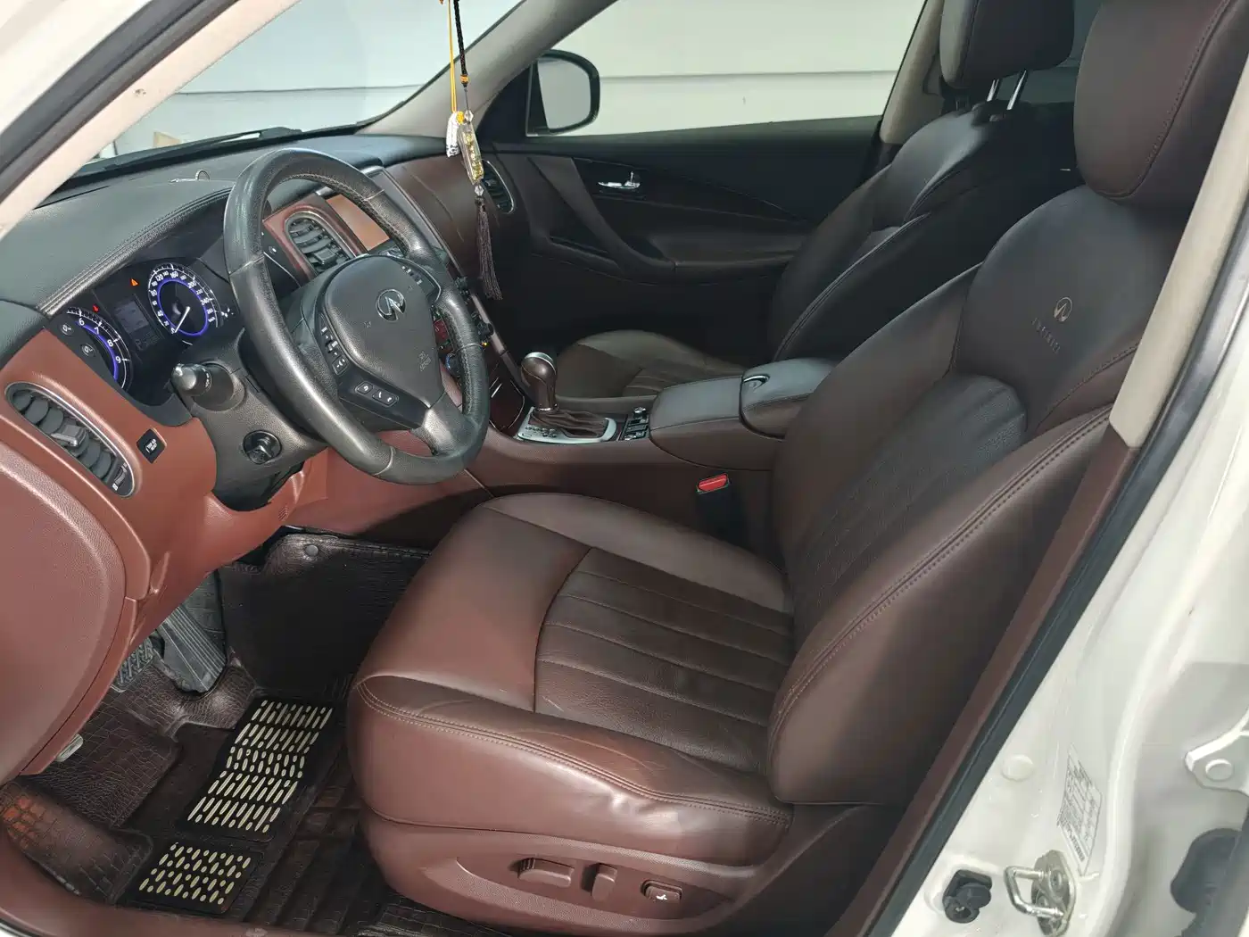 Infiniti QX50 (Import) 2015 2013 2.5L 2WD Prestige