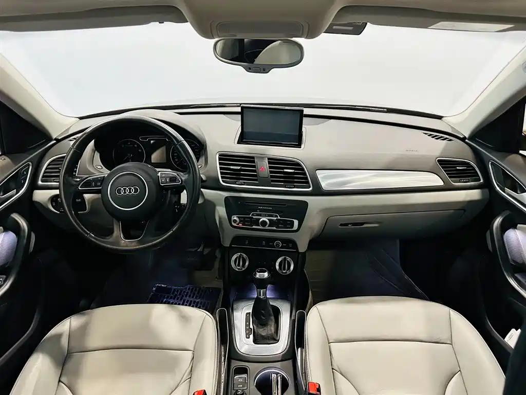 Audi Q3 2015 30 TFSI Comfort фото 7