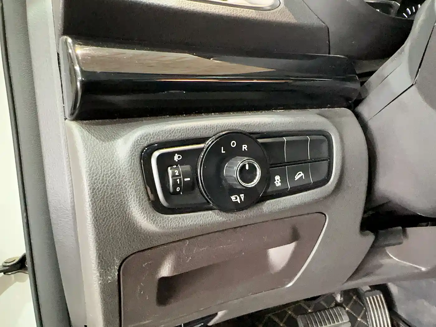 GAC Trumpchi Trumpchi GS4 2017 235T G-DCT 2WD Luxury фото 7