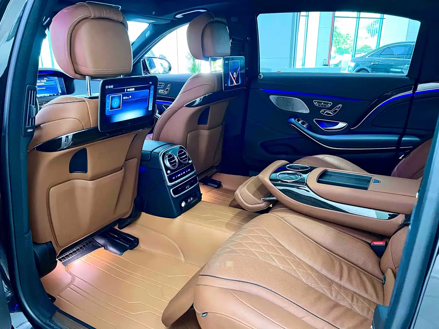 Mercedes-Benz Maybach S-Class 2020 S 450 4MATIC Collector's Edition фото 9