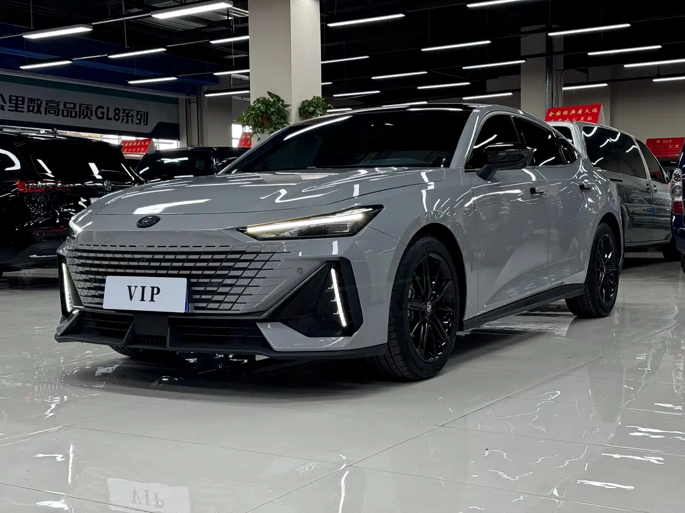 Changan UNI-V 2023 1.5T Luxury Edition