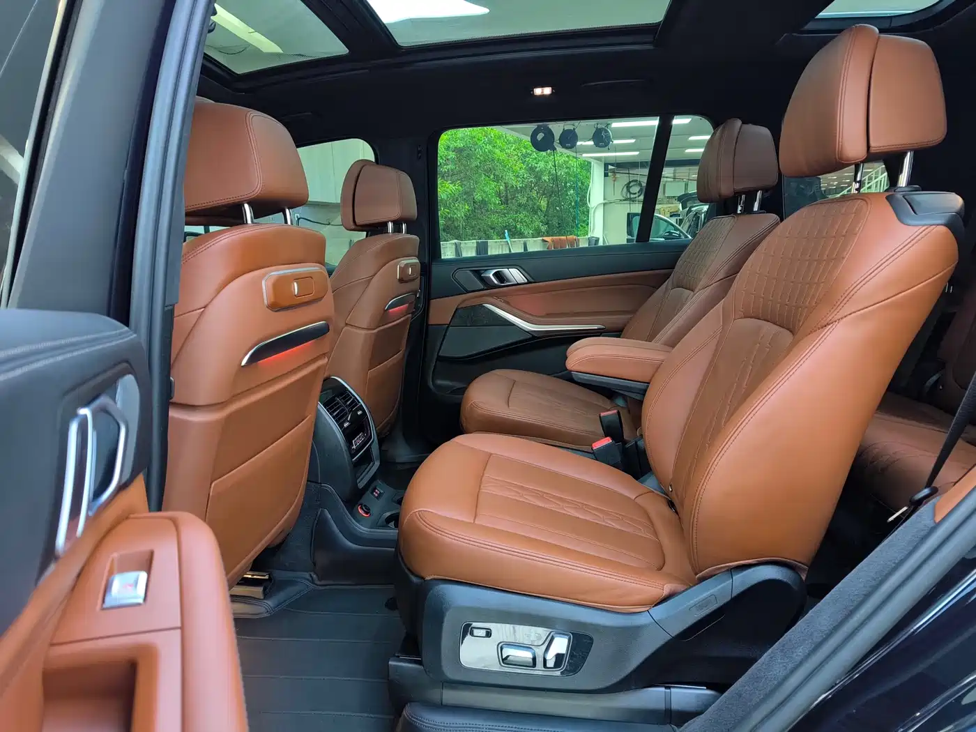 BMW X7 2023 xDrive40i Exclusive M Sport Package фото 12