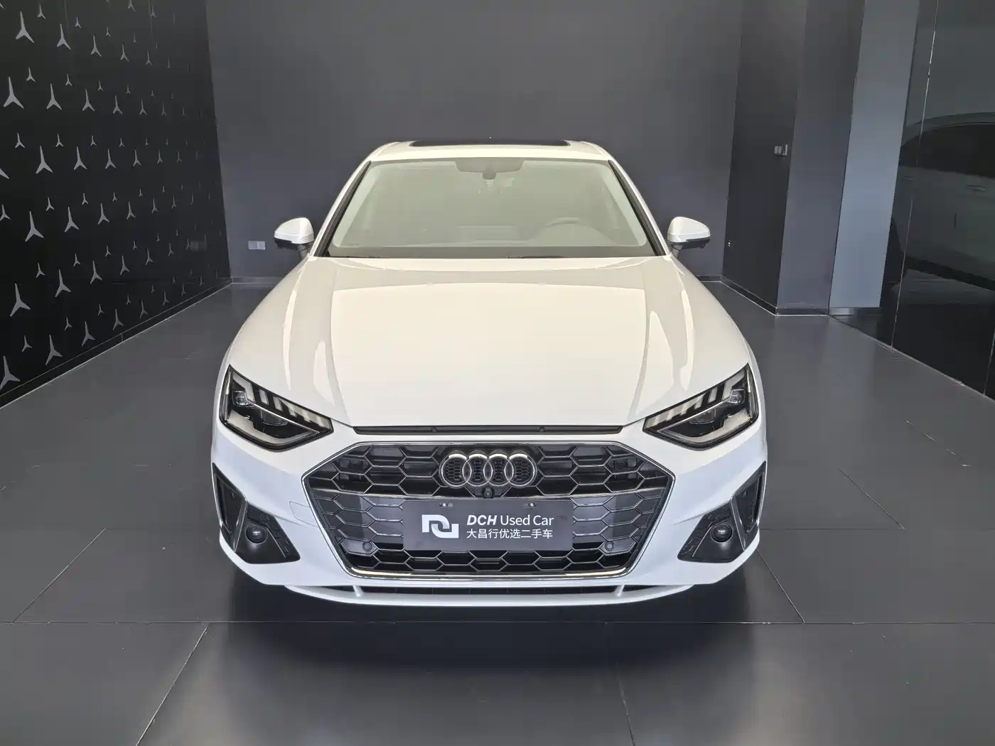 Audi A4L 2022 40 TFSI Fashion Dynamic фото 2