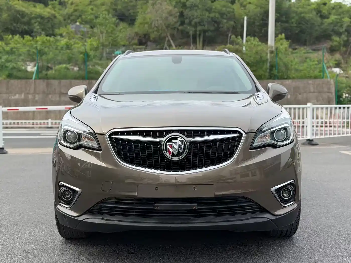 Buick Envision Plus 2018 20T 2WD Leading фото 2