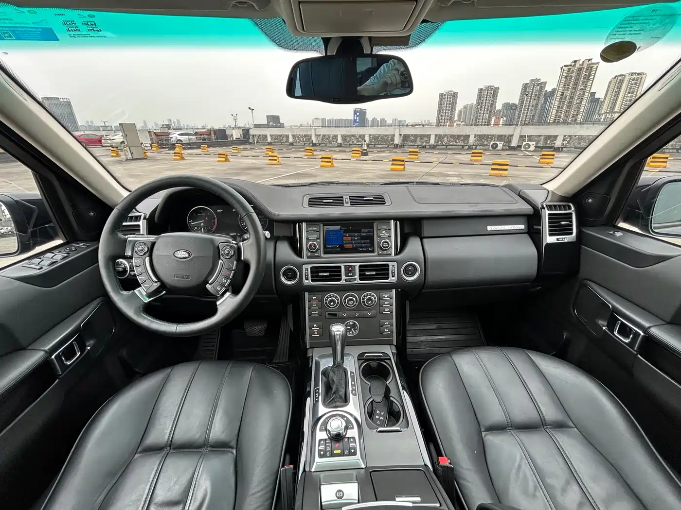 Land Rover Range Rover 2010 3.6 TDV8 HSE фото 18