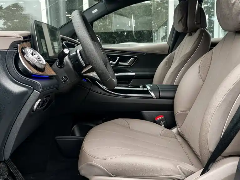 Mercedes-Benz EQE SUV 2024 500 4MATIC Pioneer Edition фото 8