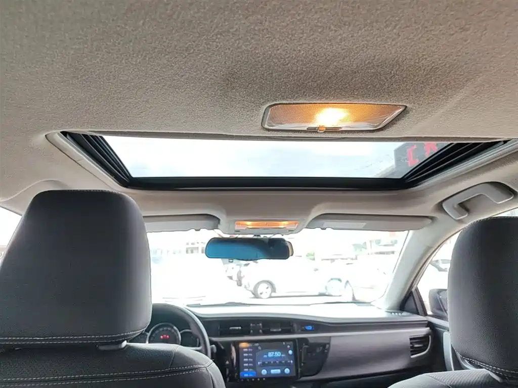 Toyota Levin 2016 1.6G CVT Elite Edition фото 18