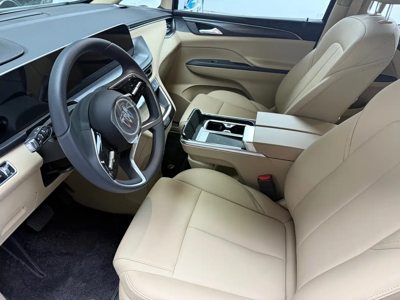 Buick GL8 2025 Land Business Class Comfort DG Edition фото 4