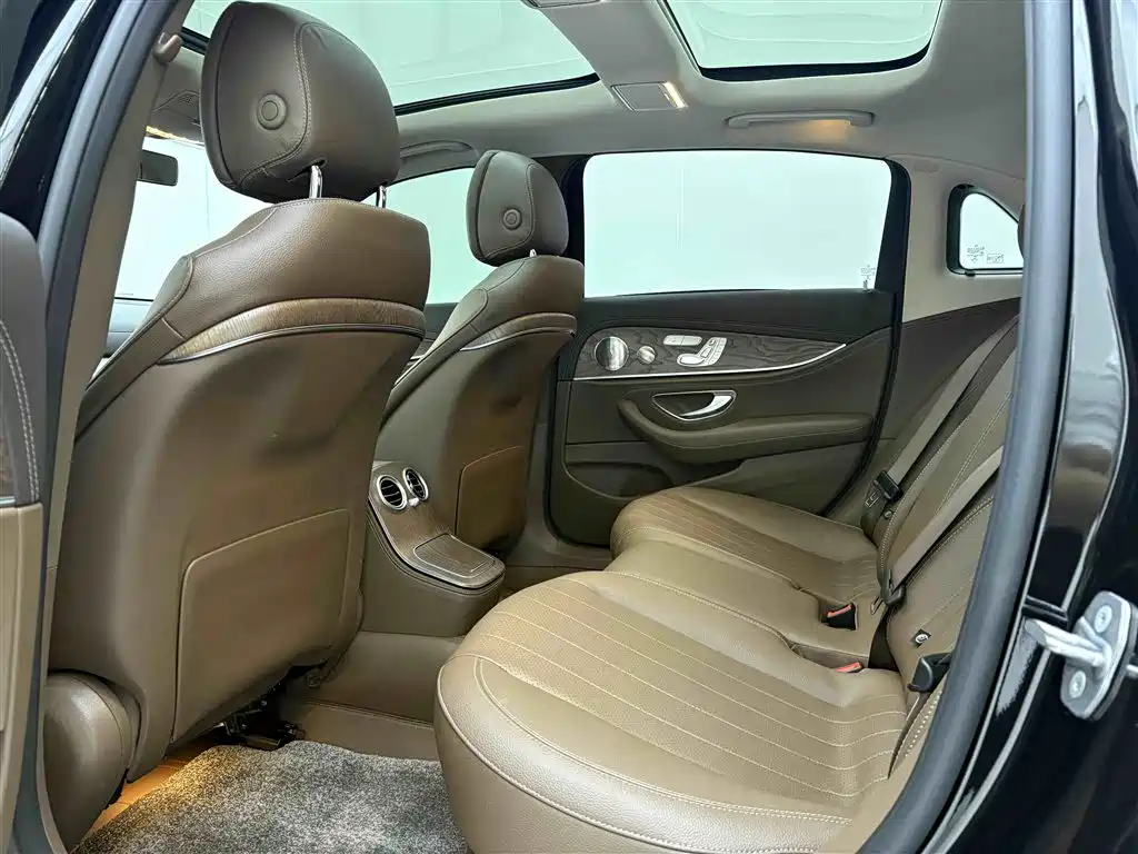 Mercedes-Benz E-Class 2022 Facelift E 300 L Luxury Style фото 19