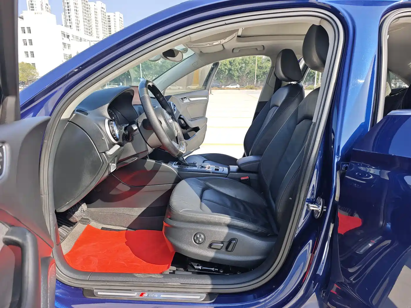 Audi A3 (Import) 2015 Limousine 45 TFSI S line Luxury фото 9
