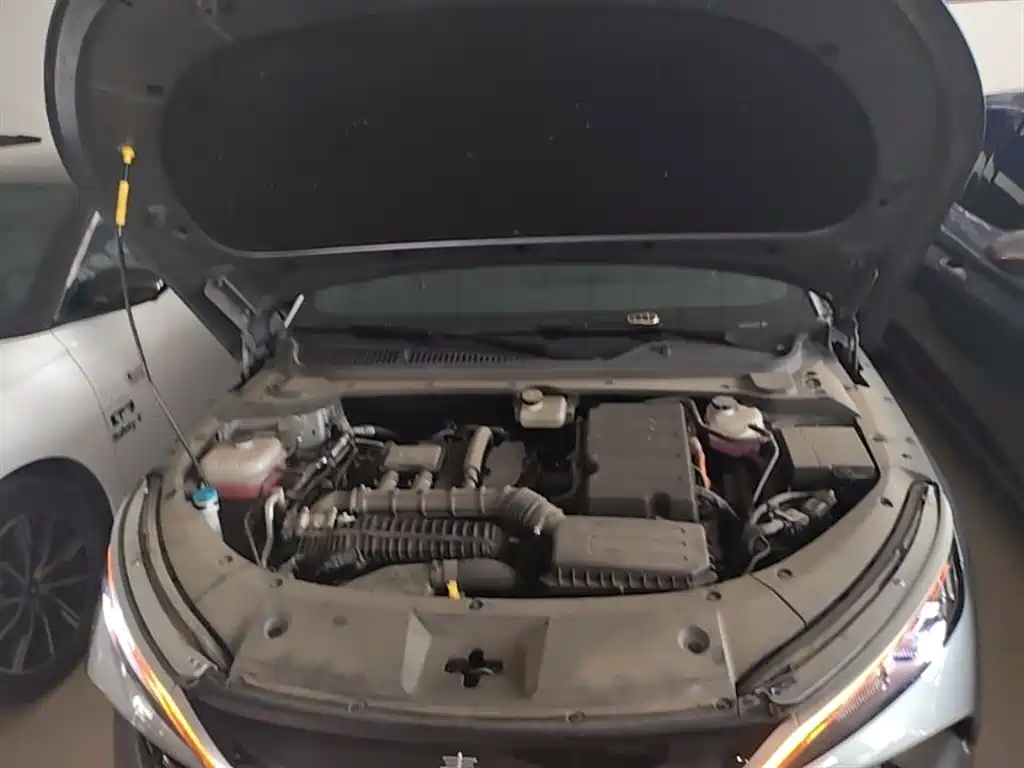 BYD Qin L 2024 DM-i 120KM Leading фото 20
